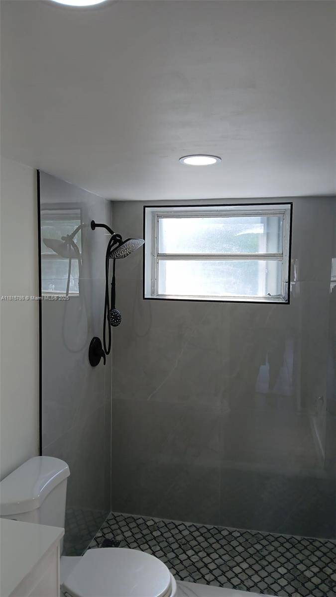 Miami, FL 33172,9373 Fontainebleau Blvd #K218