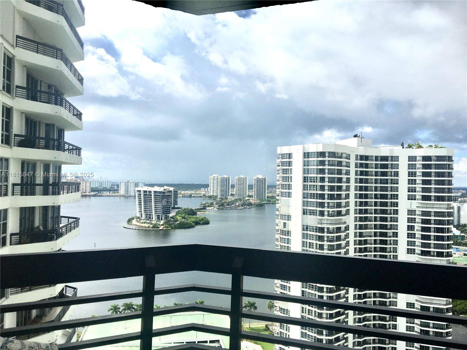 3500 Mystic Pointe Dr #3103, Aventura, FL 33180