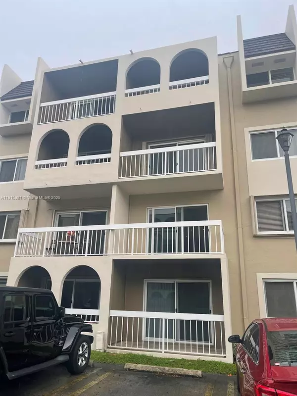 7740 Camino Real #G-305, Miami, FL 33143