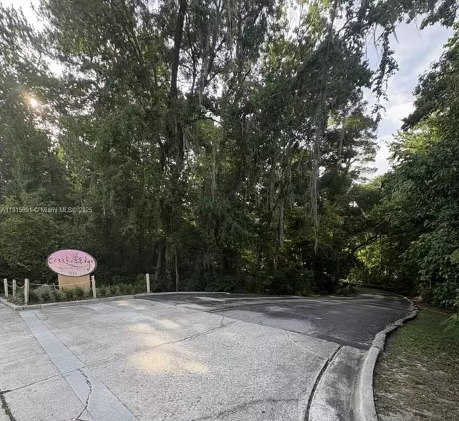 1810 NW 23rd Blvd #103, Gainesville, FL 32605
