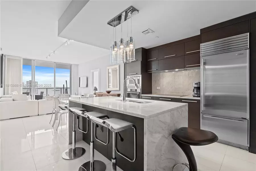 900 Biscayne Blvd #2408, Miami, FL 33132