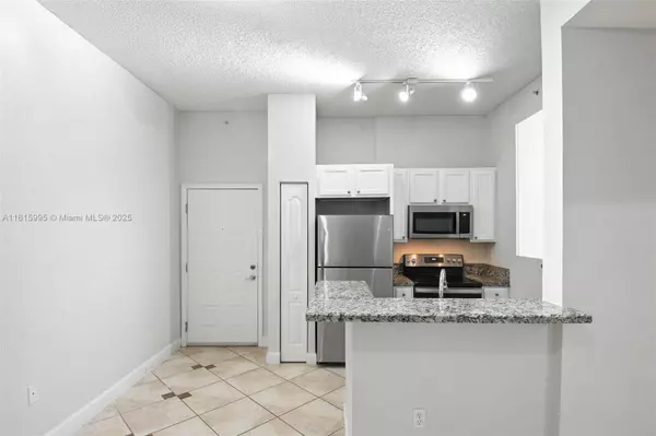 South Miami, FL 33143,6001 SW 70th St #108