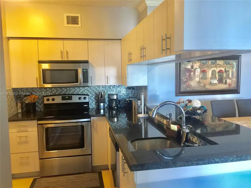 17145 N Bay Rd #4611, Sunny Isles Beach, FL 33160