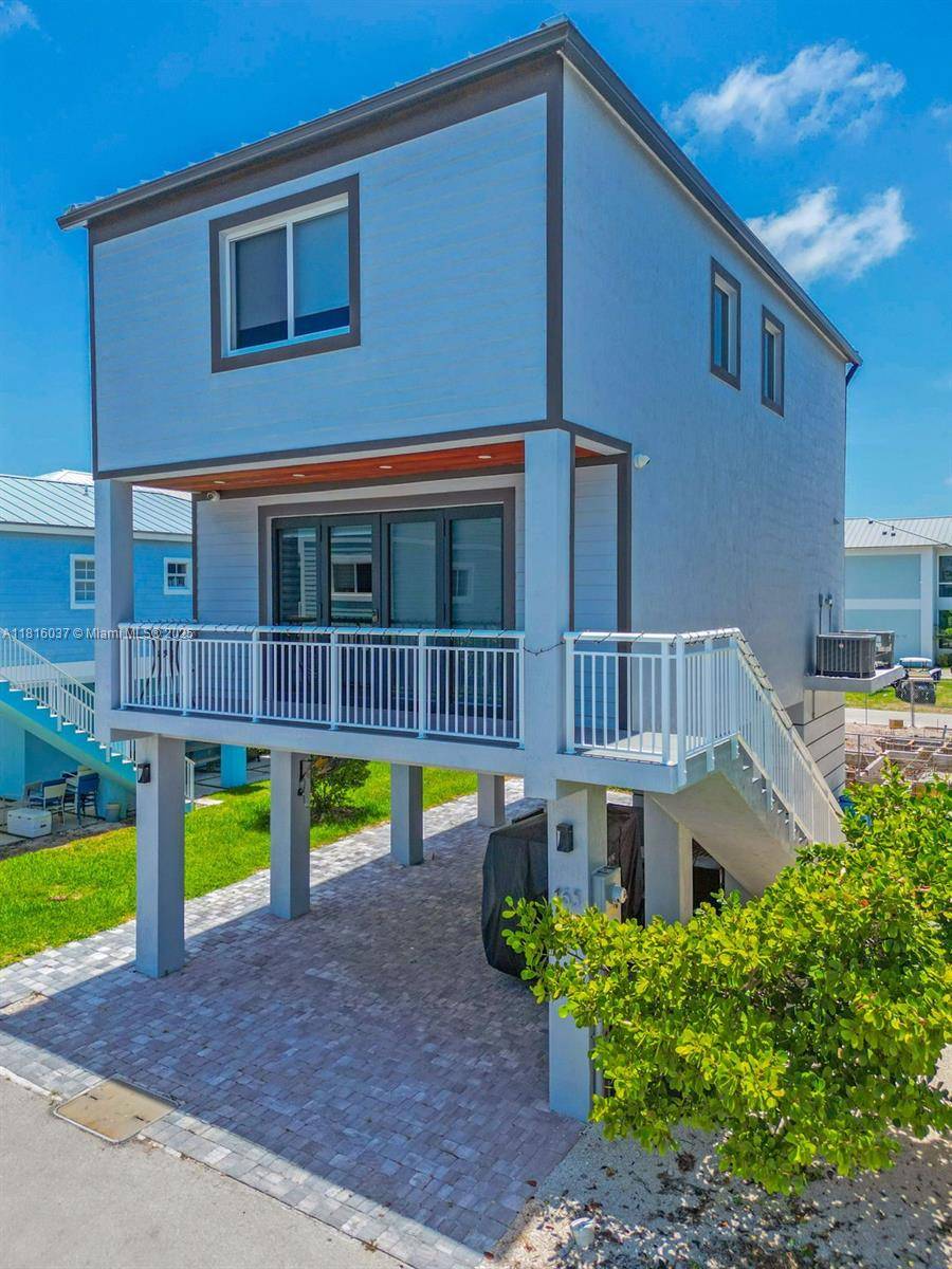 94825 Overseas Hwy #165, Key Largo, FL 33037