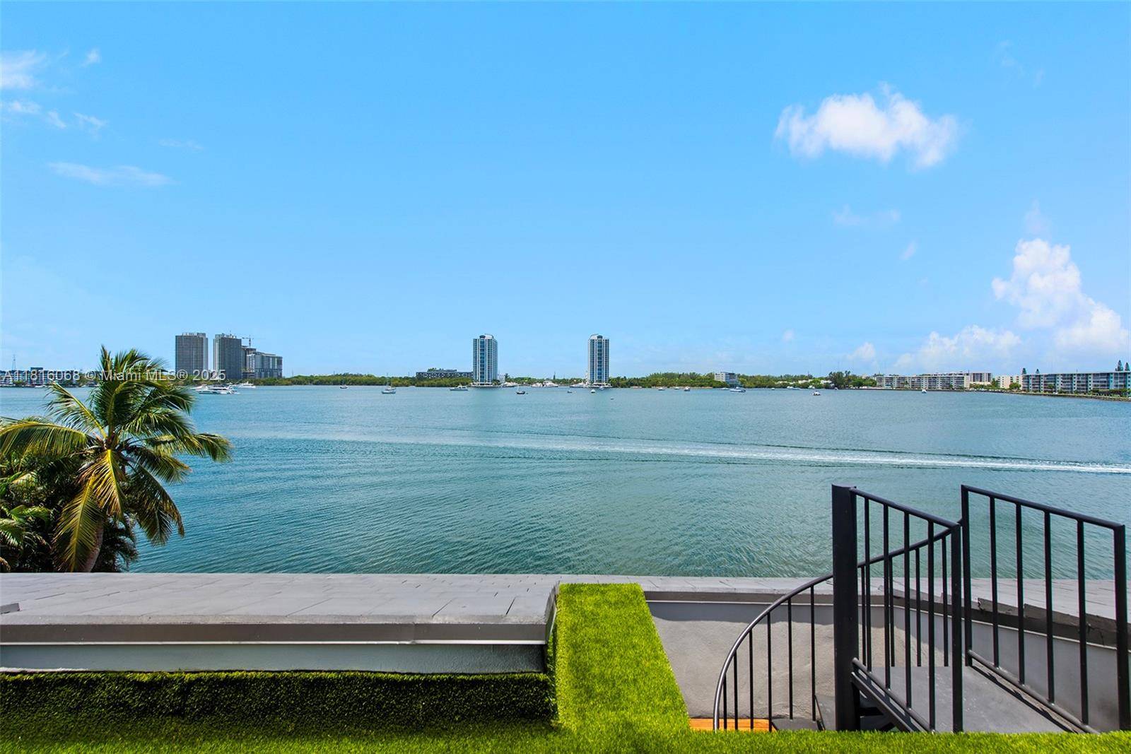 North Miami Beach, FL 33160,3209 NE 169th St