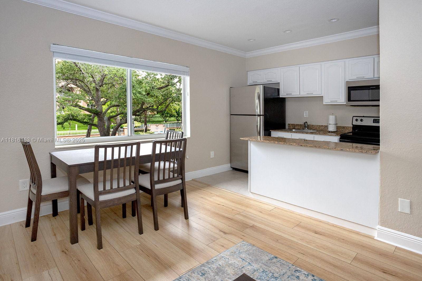 Coral Gables, FL 33133,1 Edgewater Dr #201