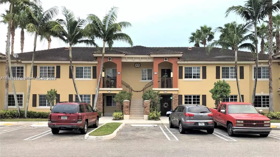 975 NE 34th Ave #203, Homestead, FL 33033