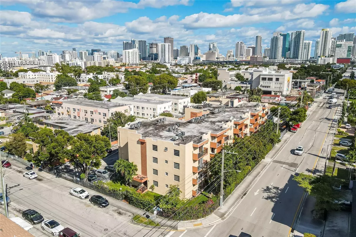 Miami, FL 33130,677 SW 9th Ave #309
