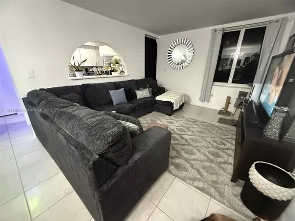 Sunny Isles Beach, FL 33160,250 180th Dr #159