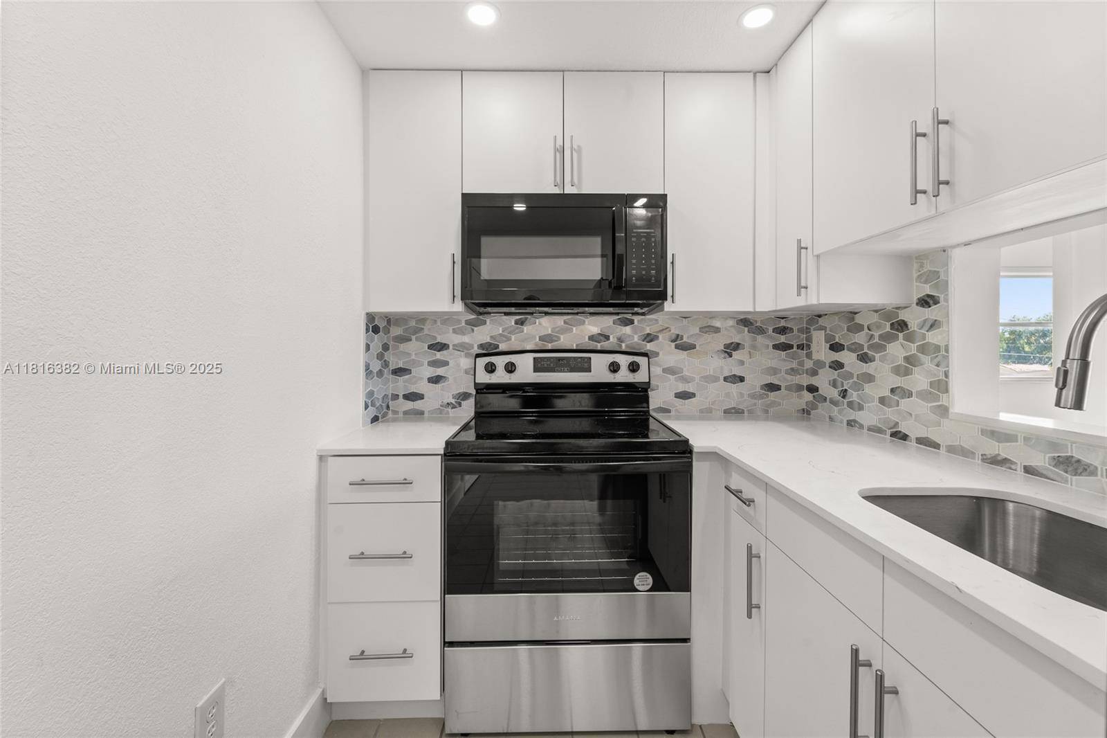 Miami, FL 33144,6200 W Flagler St #308