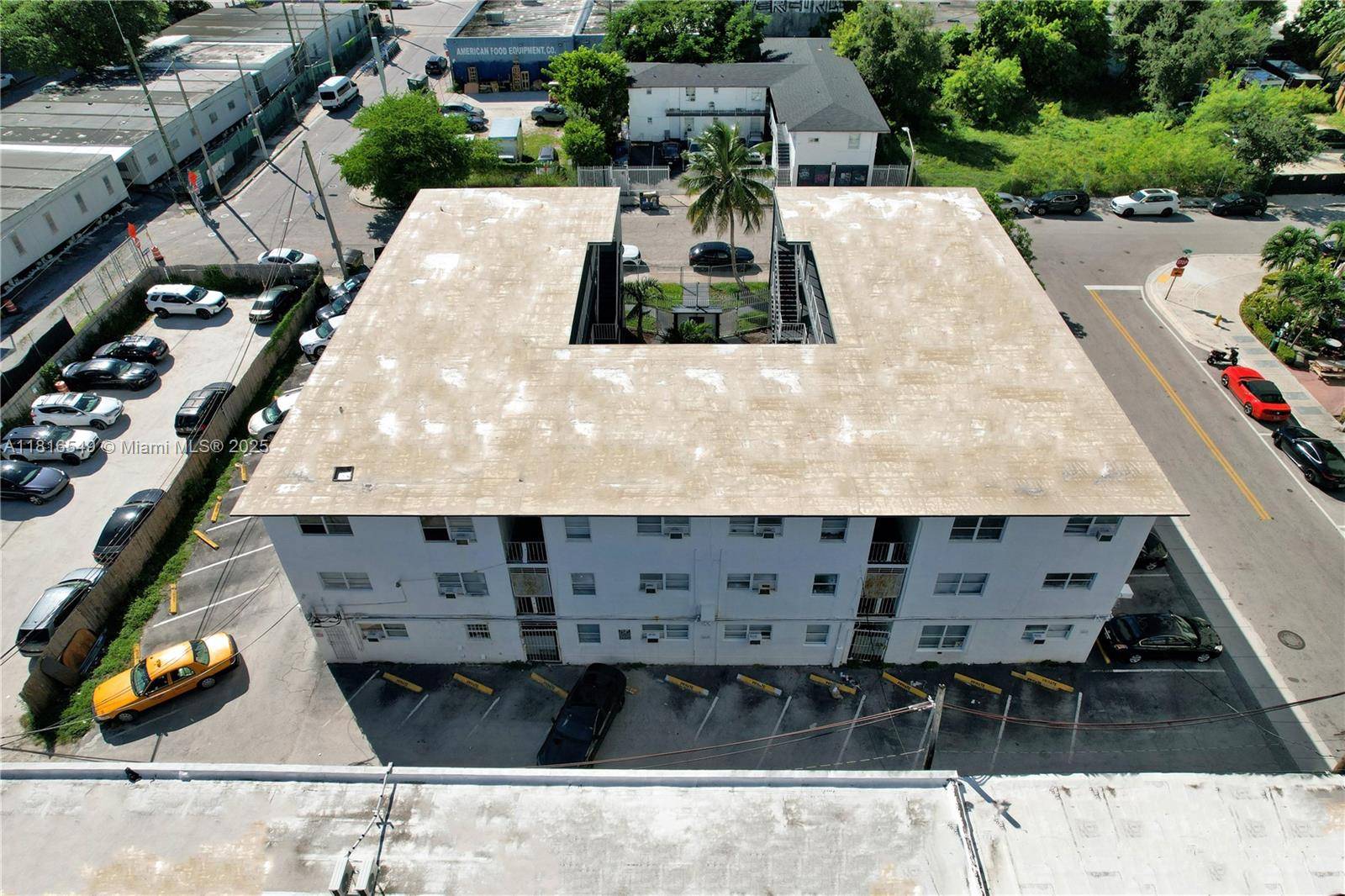 Miami, FL 33132,1315 NE Miami Ct #303