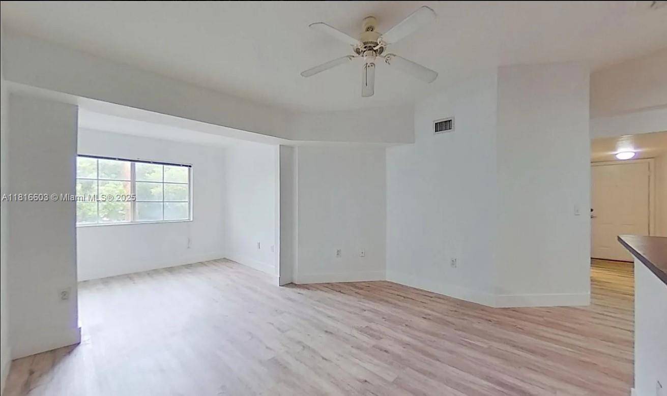 Miramar, FL 33025,2544 Centergate Dr #303