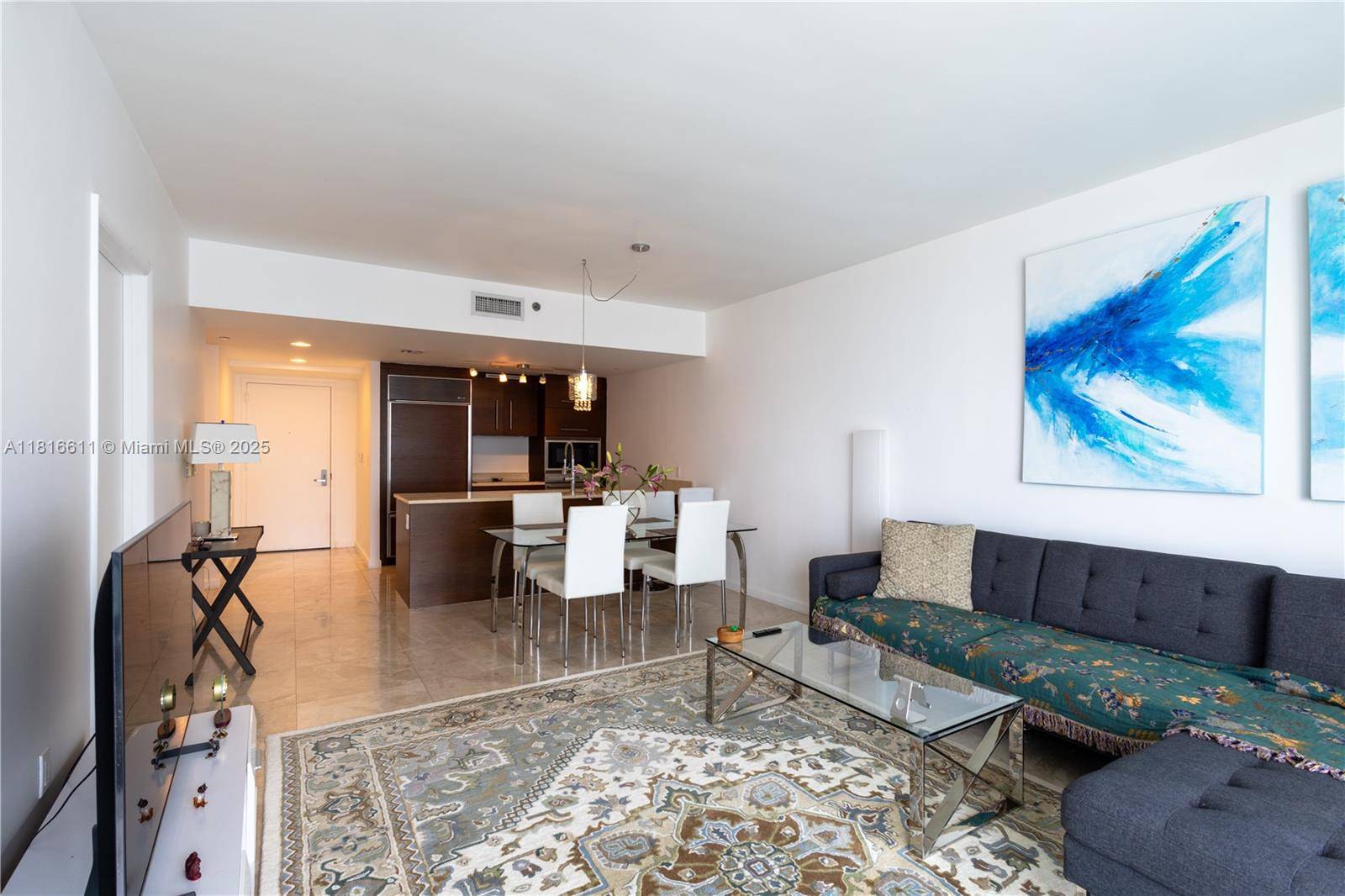 Miami, FL 33131,475 Brickell Ave #3512