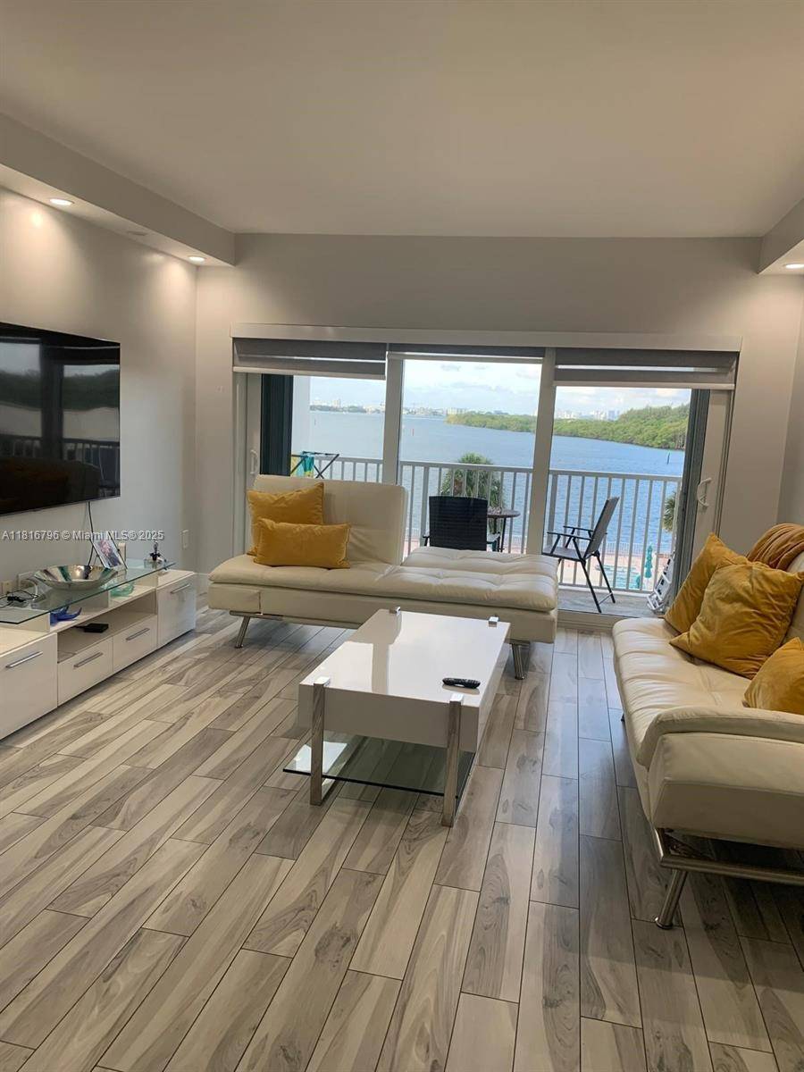 Sunny Isles Beach, FL 33160,300 Bayview Dr #302