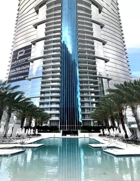 851 NE 1st Ave #1108, Miami, FL 33132