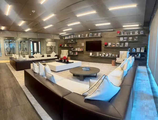 Miami, FL 33131,1080 Brickell Ave #3405