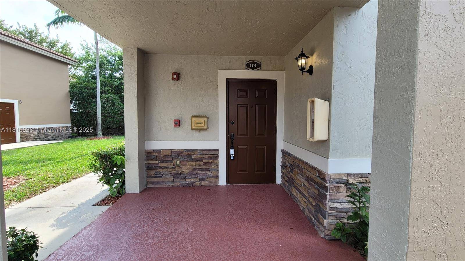 Cutler Bay, FL 33190,22731 SW 88th Pl #101