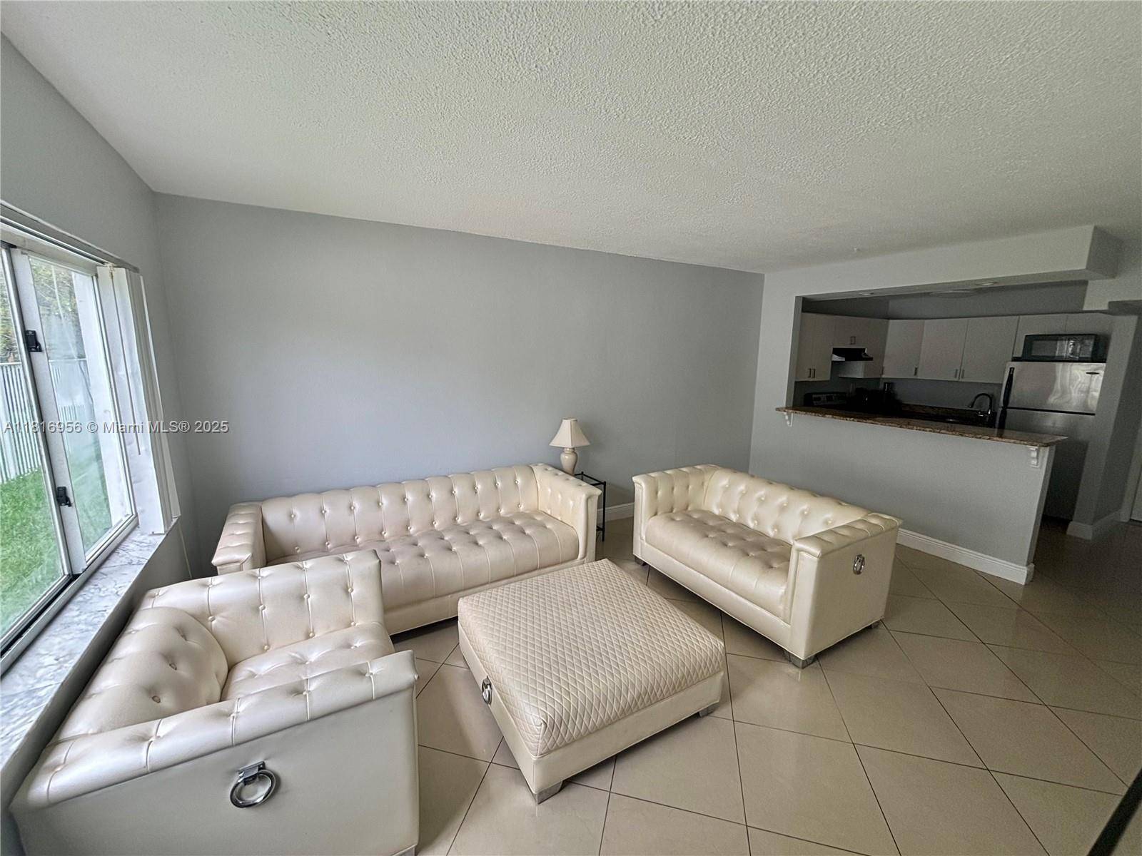Pompano Beach, FL 33060,251 SE 6th Ave #3