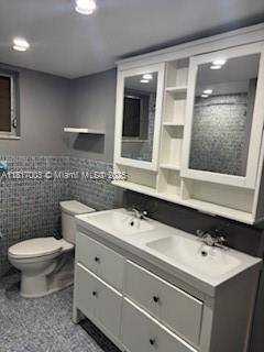 Miami, FL 33179,1710 NE 191st St #100-3