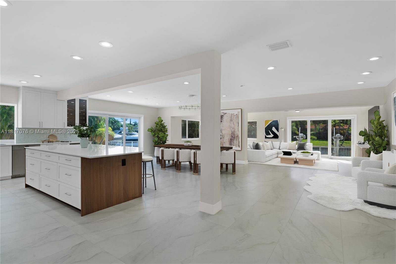 North Miami, FL 33181,12985 Ortega Ln