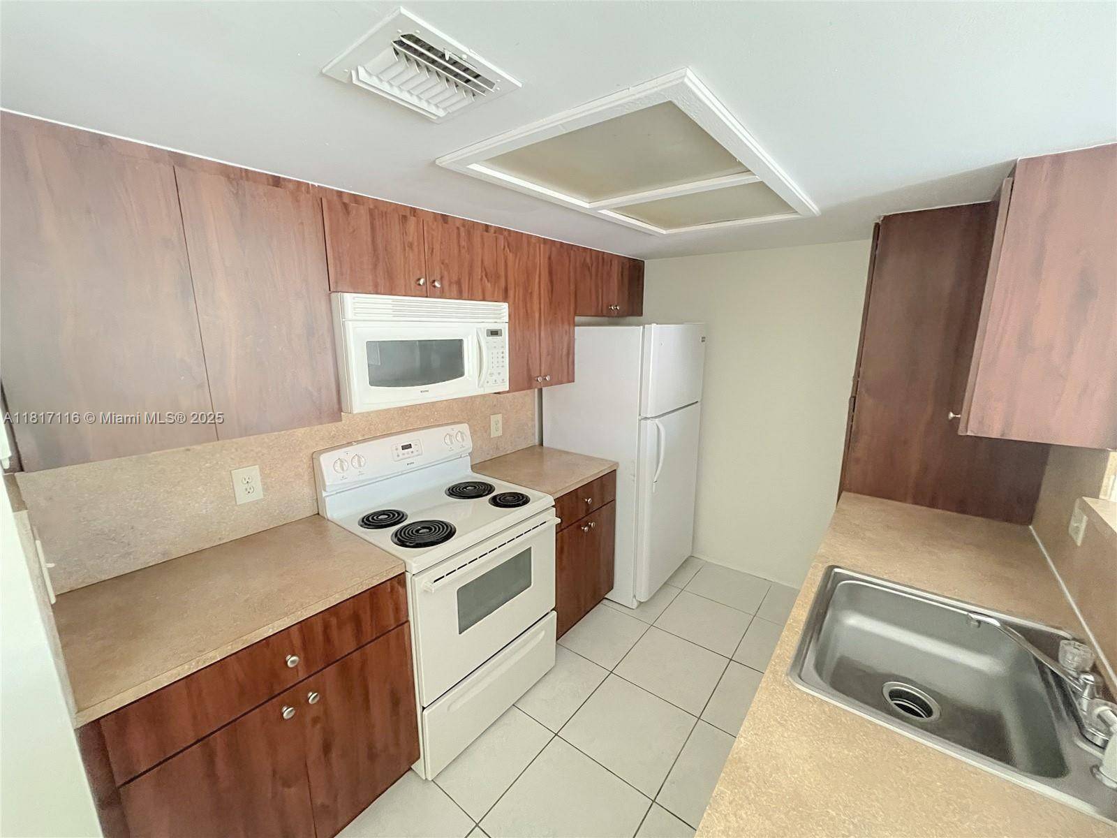 8423 coral lake #8423, Coral Springs, FL 33065