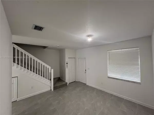 North Miami, FL 33167,12142 NW 24th Ct