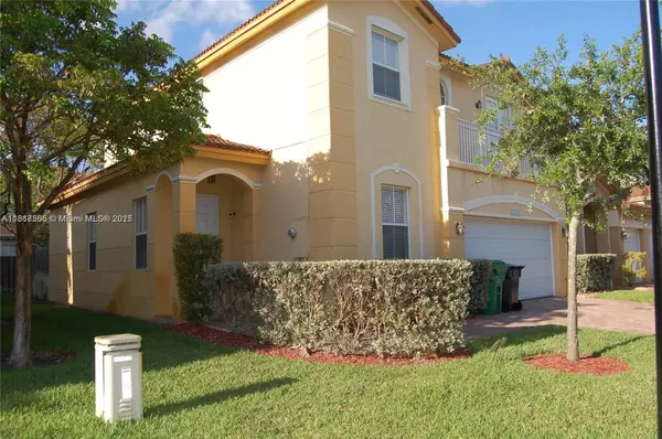 11061 NW 87th St #0, Doral, FL 33178