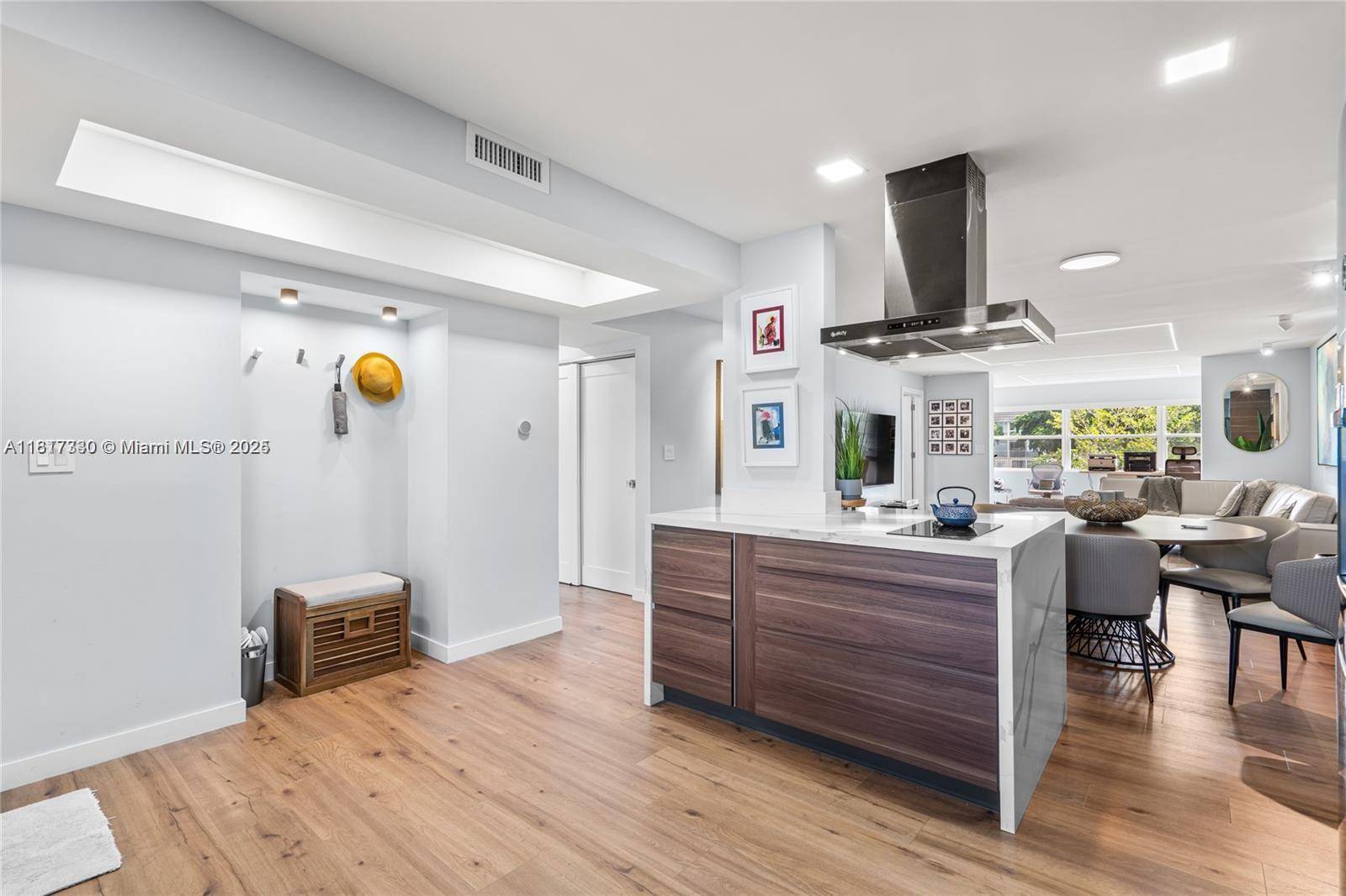 Sunrise, FL 33322,9310 Sunrise Lakes Blvd #206