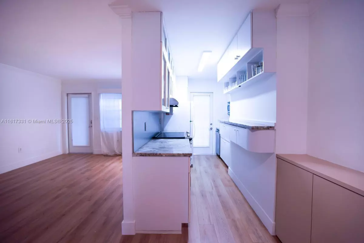 Miami Beach, FL 33139,1698 Jefferson Ave #7