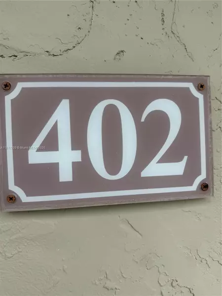 7700 Camino Real #D402, Miami, FL 33143