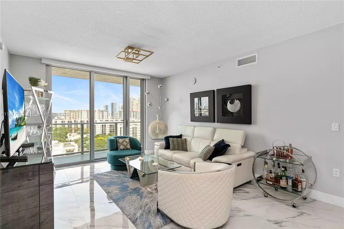 Sunny Isles Beach, FL 33160,330 Sunny Isles Blvd #5-1103