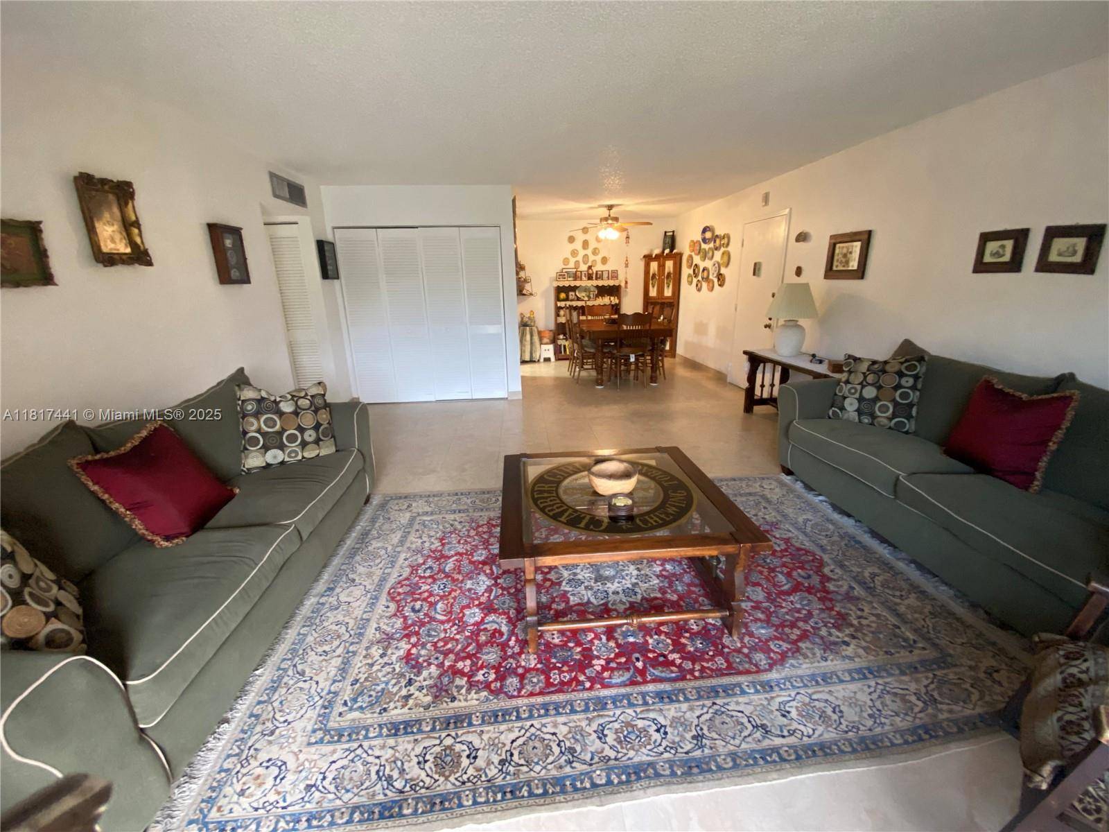 Miami, FL 33143,7965 SW 86th St #126