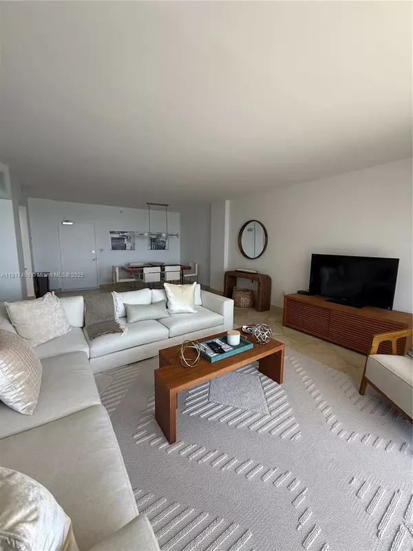 Bal Harbour, FL 33154,10275 Collins Ave #1221