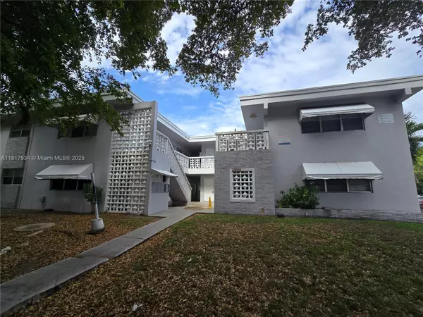 16890 NE 21st Ave #3, North Miami Beach, FL 33162
