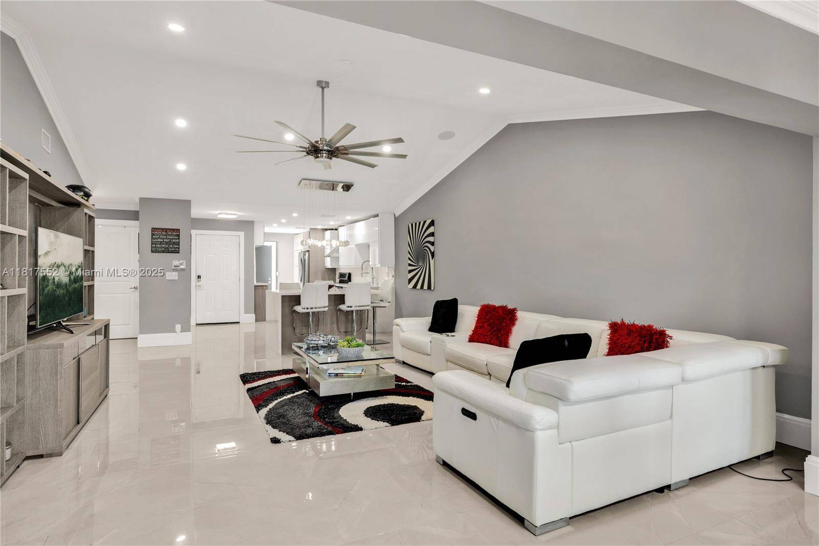 Boca Raton, FL 33433,21595 Coronado Ave