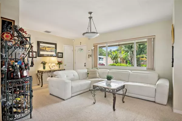 Hollywood, FL 33020,1231 N 15th Ct