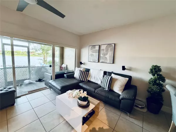 Pembroke Pines, FL 33025,12166 SW 5th Ct