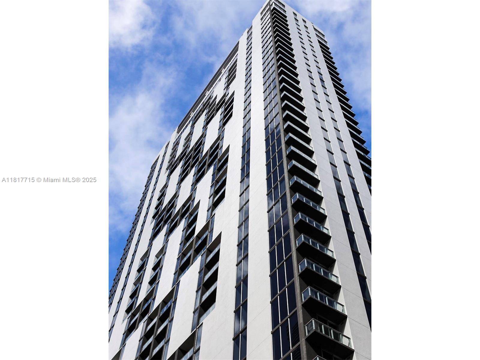 Miami, FL 33131,151 SE 1st St #1109