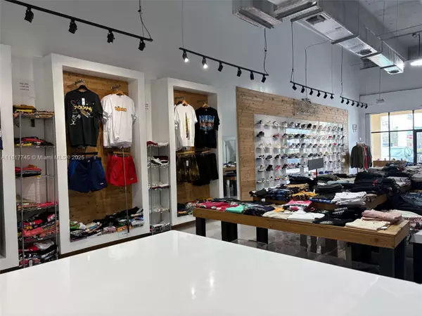 Florida City, FL 33034,33521 S Dixie Hwy #105