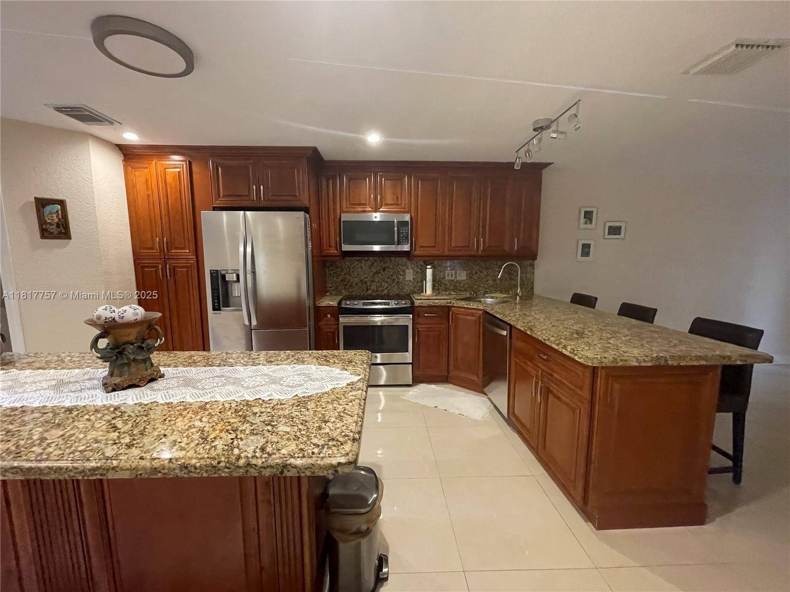 Miami, FL 33186,10290 SW 139th Ct