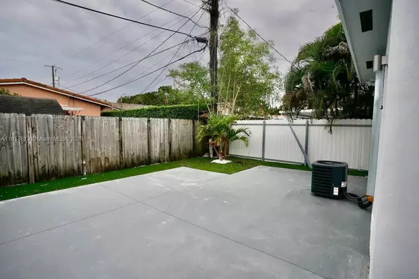Miami, FL 33125,1647 NW 29th Ave #2