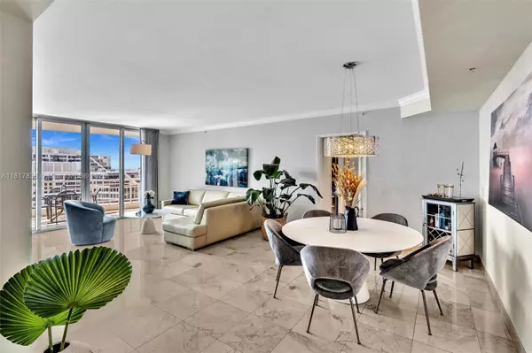 Miami, FL 33131,848 Brickell Key Dr #1805