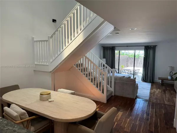 Lauderdale By The Sea, FL 33308,4509 Poinciana St