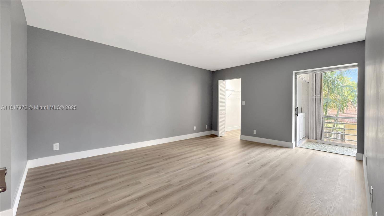 Lauderhill, FL 33319,3571 Inverrary Dr #203