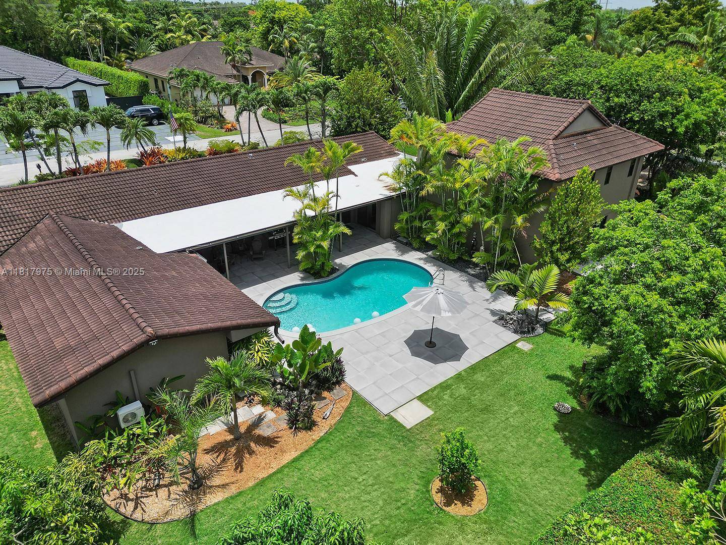 Miami, FL 33176,10225 SW 130th Ln