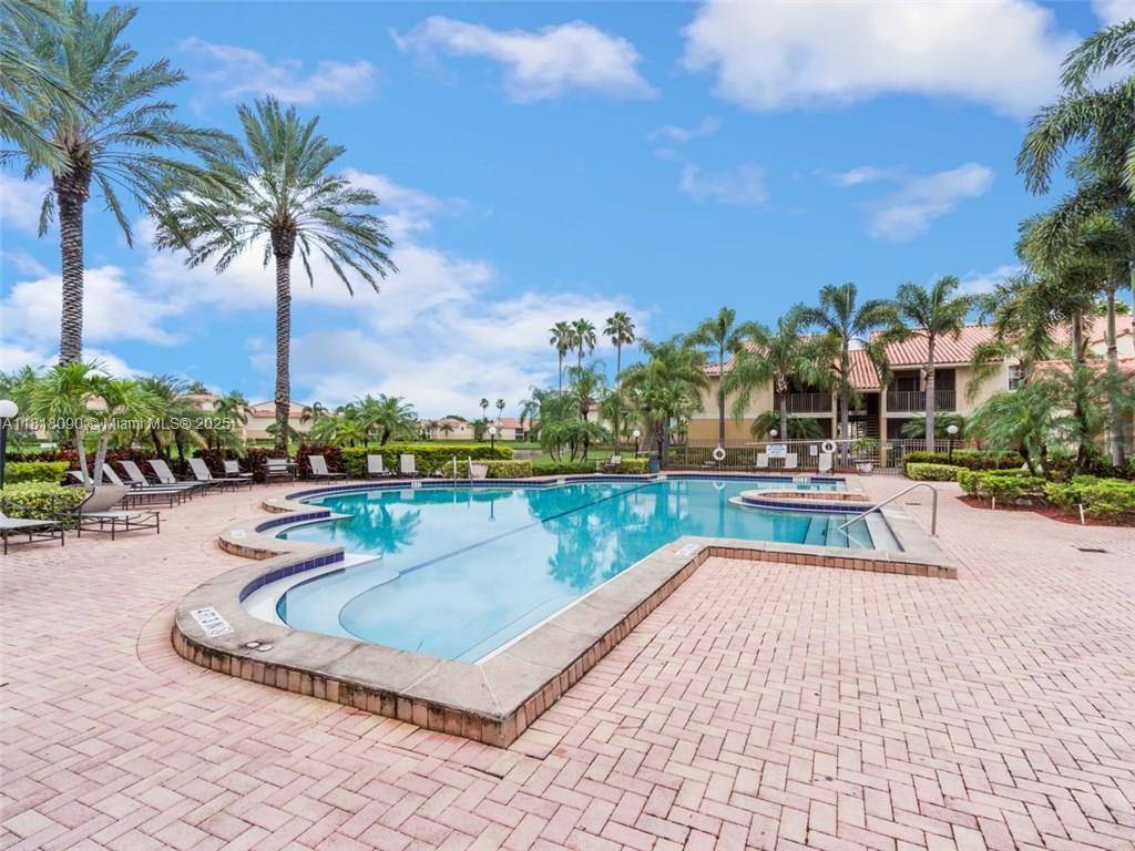 Pompano Beach, FL 33069,1235 SW 46th Ave #707