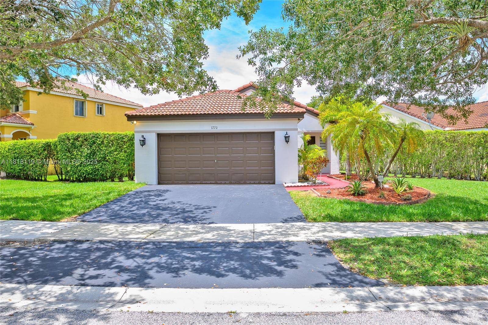 Weston, FL 33327,1270 Majesty Ter