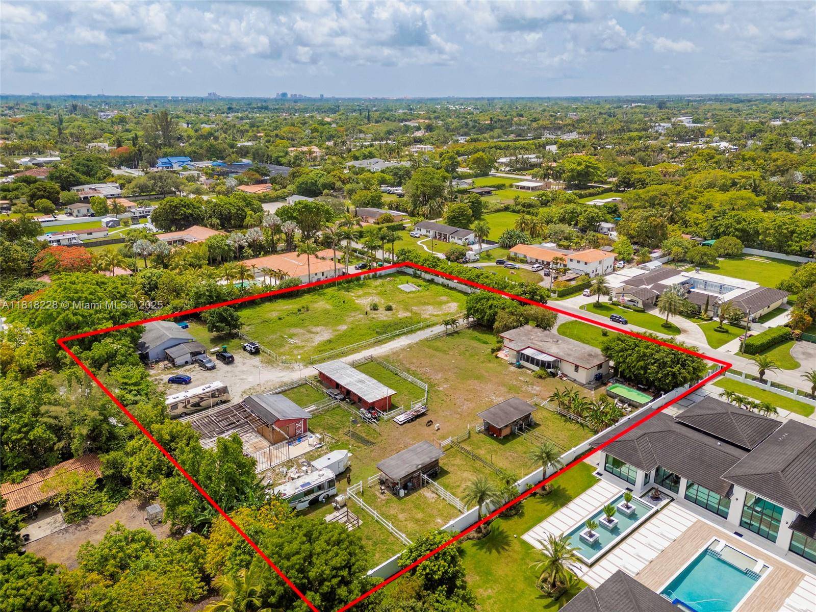 12445 SW 46th St, Miami, FL 33175