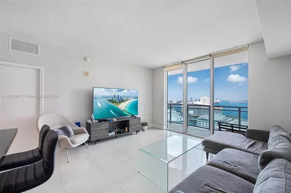 Miami, FL 33131,951 Brickell Ave #2708