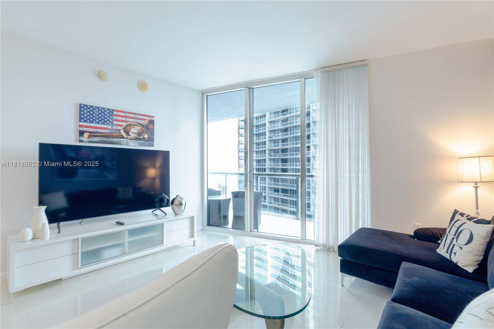 Miami, FL 33131,475 Brickell Ave #4511